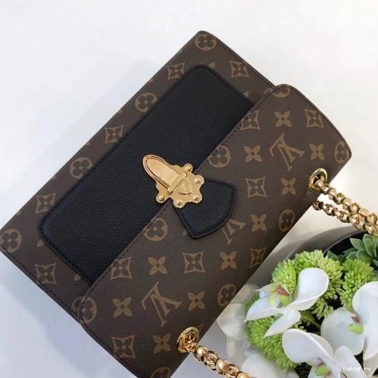 Louis Vuitton VICTOIRE 0805